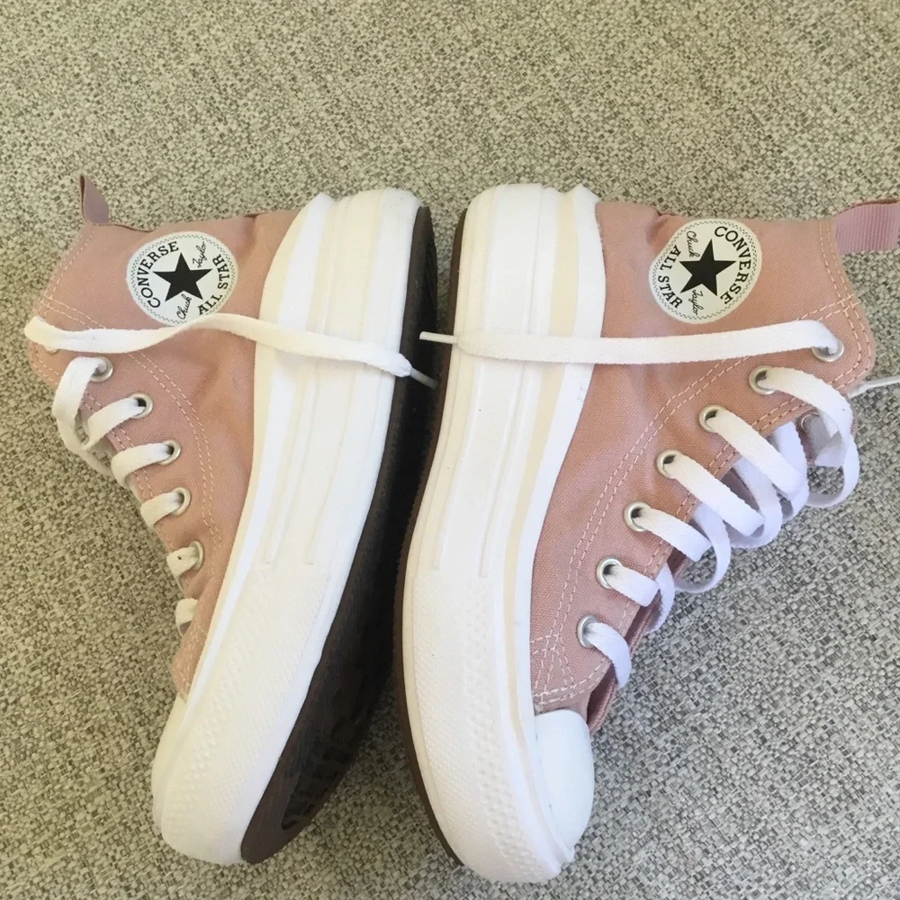 Converse Platform High Top Sneakers - Blush Pink & White